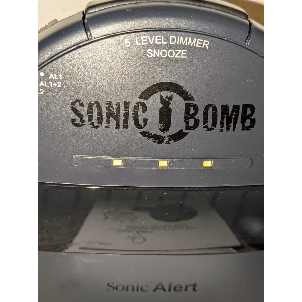 Sonic Alert Sonic Boom Dual Alarm Clock Bed‎ Shaker 5 Level Dimmer NEW